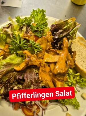 Salat mit Pfifferlingen